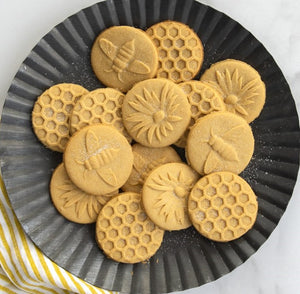 Super Easy Brown Sugar Stamped Cookies Recipe